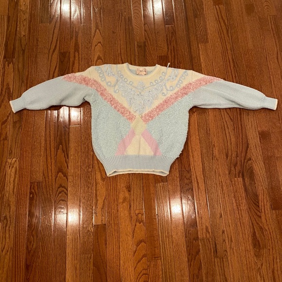 (Jaclyn Smith) Vintage Sweater - Picture 2 of 16